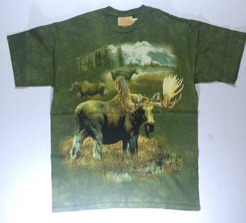Moose - Grazing In Valley Mountain Shirt