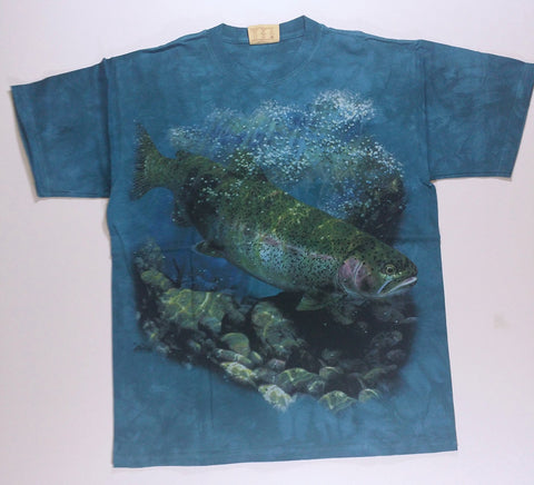 Fish - Fish Under Water Mountain Shirt