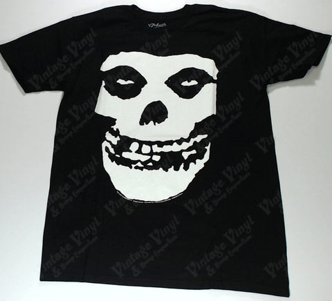 Misfits - White Skull Black Shirt