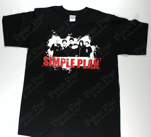 Simple Plan - Band Posing Red Name Shirt