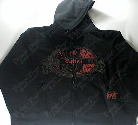 Slipknot - Nine Point Star S Logo And Banner Zip-Up Hoodie